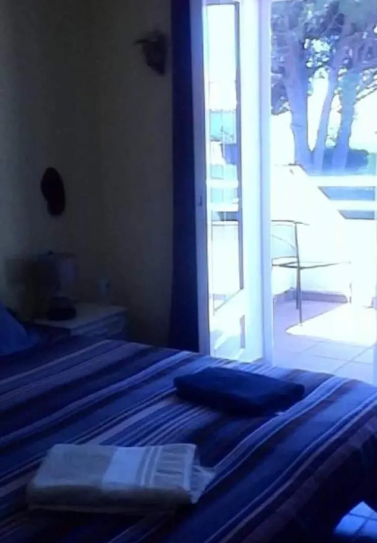 Casa Esparreguera L' Escala Bed & Breakfast